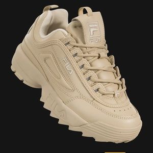 FILA Chunky Disruptor 2 Autumn Sand brand new w/o bad never worn